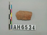 藏品(褐色夾砂陶口緣)的圖片